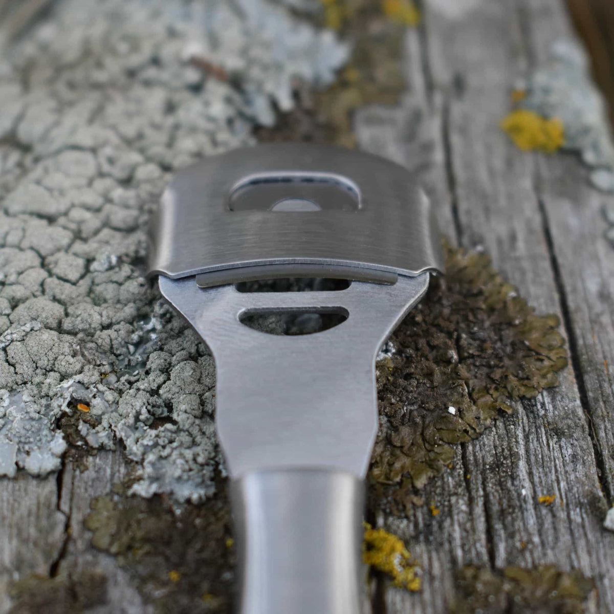 Close up of skin shaver that removes 0.5mm skin per pass